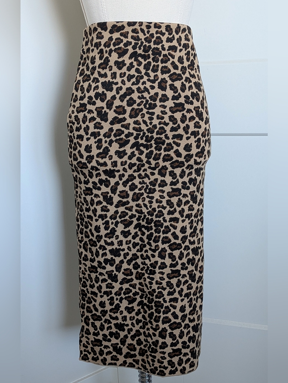 NWT Zara Leopard Print Stretch Knit Pencil Skirt Small